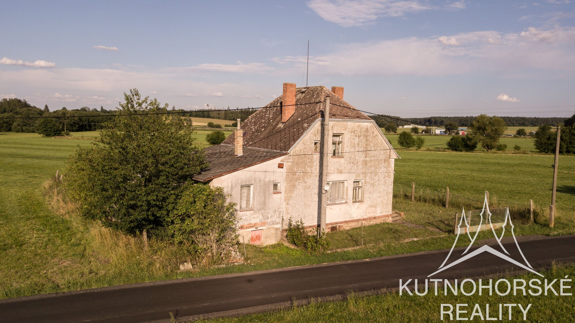 Prodej domu na samotě v obci Zbraslavice s pozemkem 1014 m2