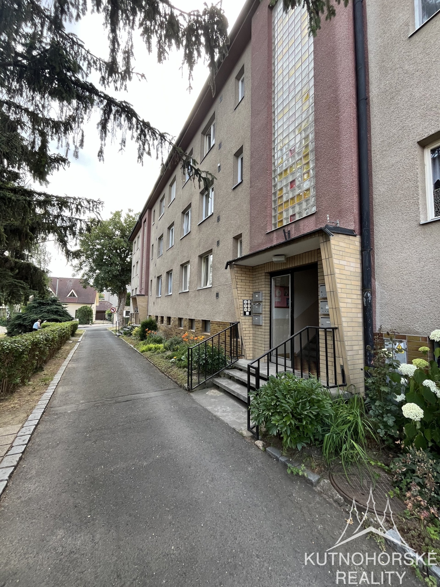 Pronájem bytu 2+1 s balkonem, 70 m2 – Kutná Hora – Žižkov, ulice V Mišpulkách