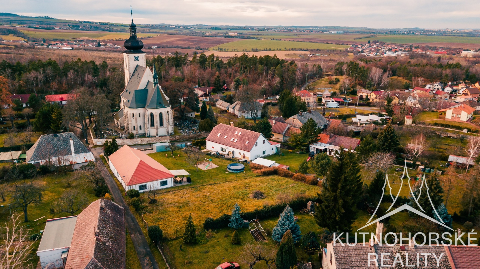 Prodej hezkého pozemku pro bydlení, 900 m2 – Kutná Hora – Kaňk